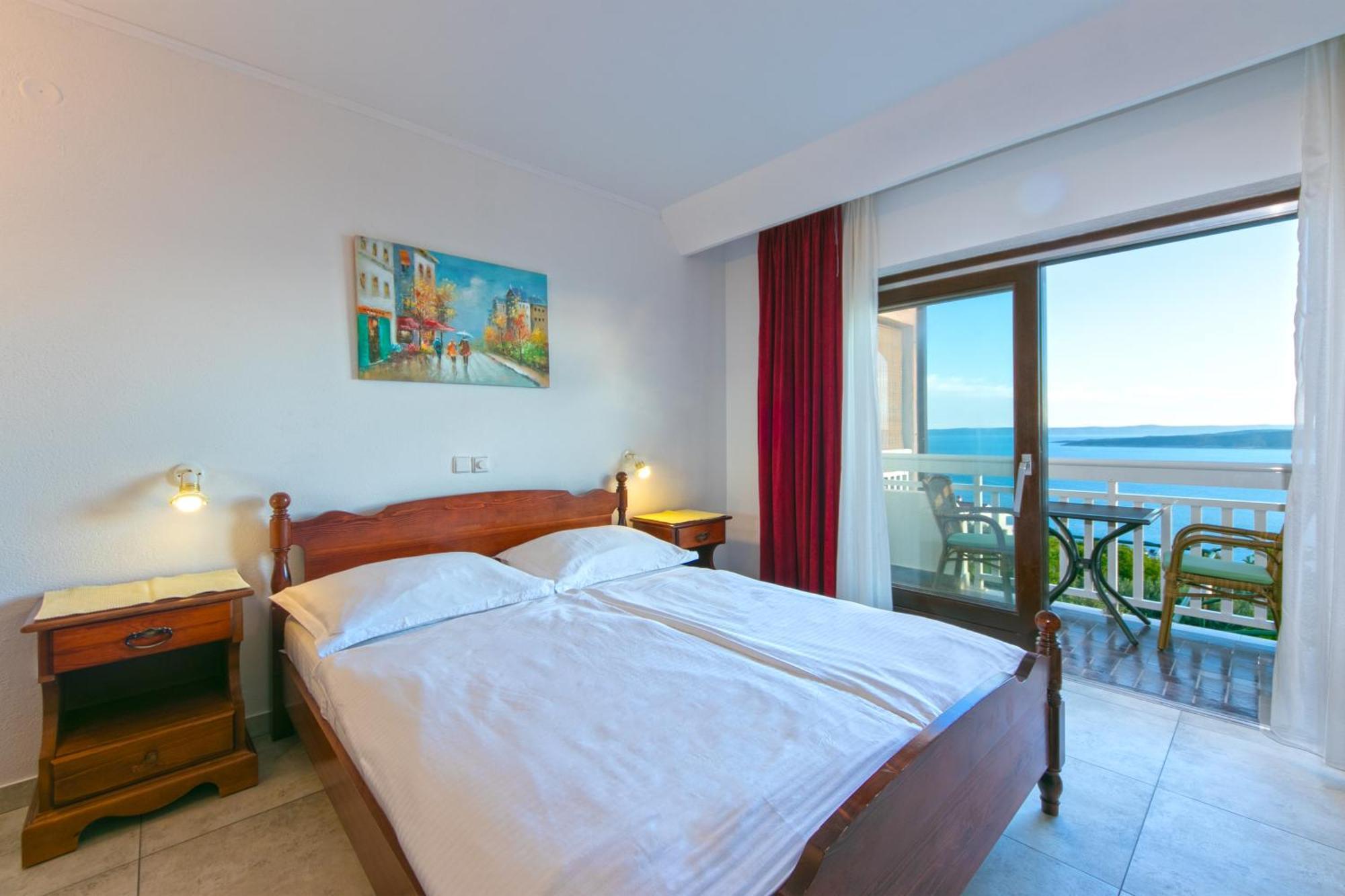 Adria Brela Apartments Ngoại thất bức ảnh